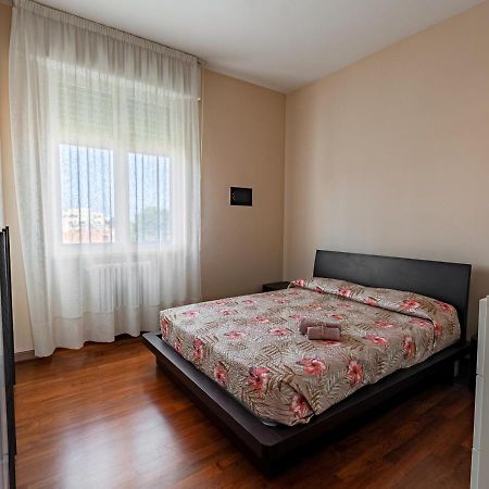 Апартаменти Luxury House Near Train Station Ліворно Екстер'єр фото